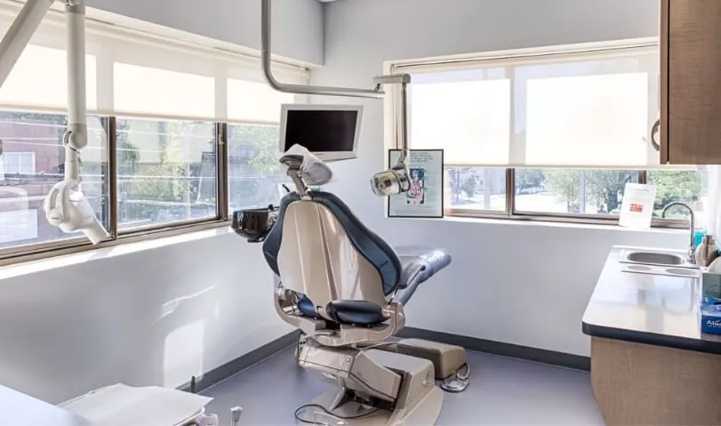 one of the treatment rooms at Passes Dental Care