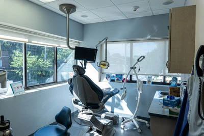 dental exam room at Passes Dental Care in Great Neck, NY